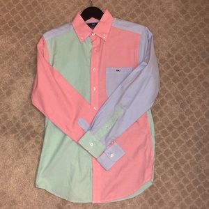 Awesome vineyard vines sim fit button down